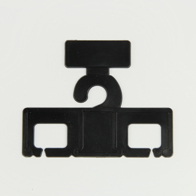Op maat gemaakt sticker label zwart plastic hanger PP op maat gedrukt
